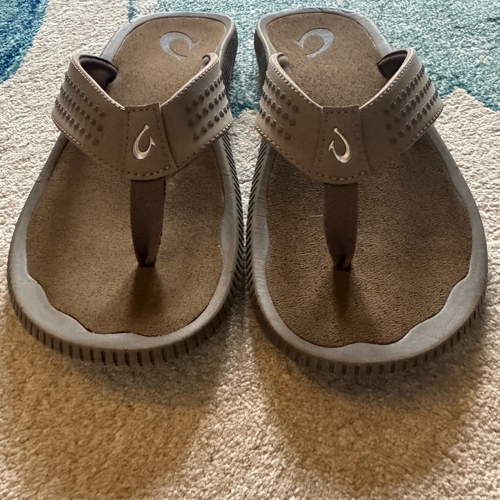 Olukai Flip Flop Sandals - SZ 10 - Immaculate condition Worn ONCE - Picture 5 of 5